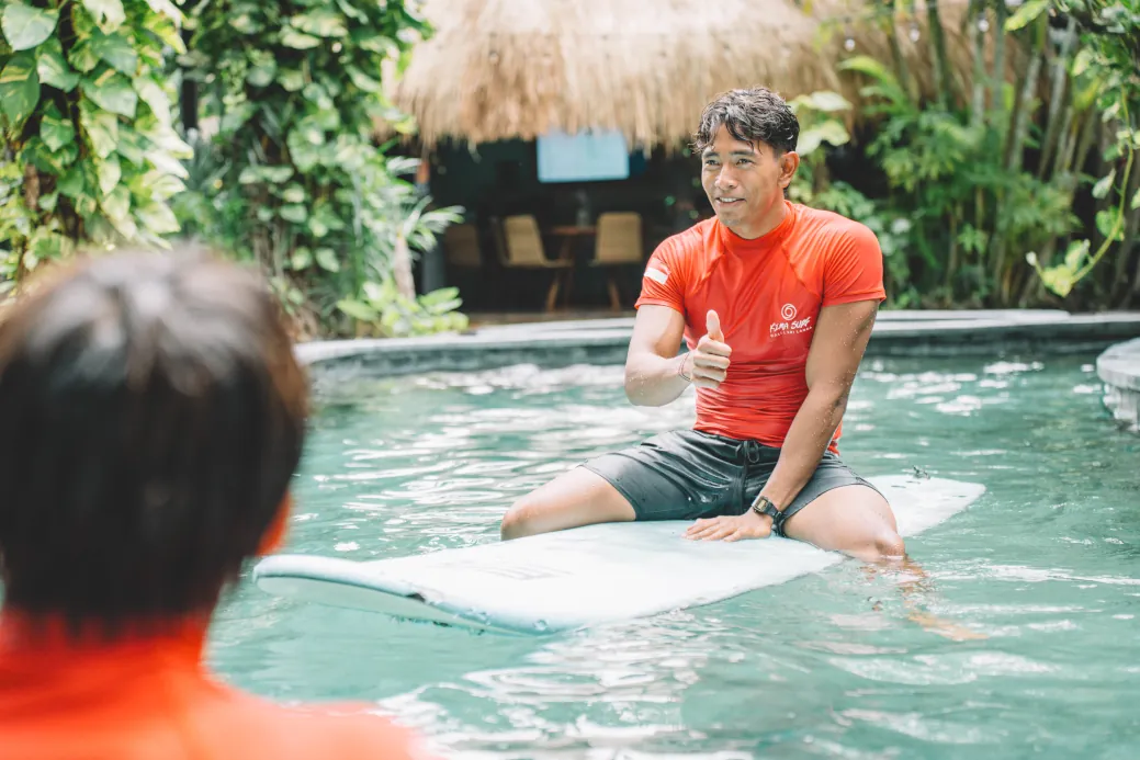 Use Clean, Long Strokes When Paddling