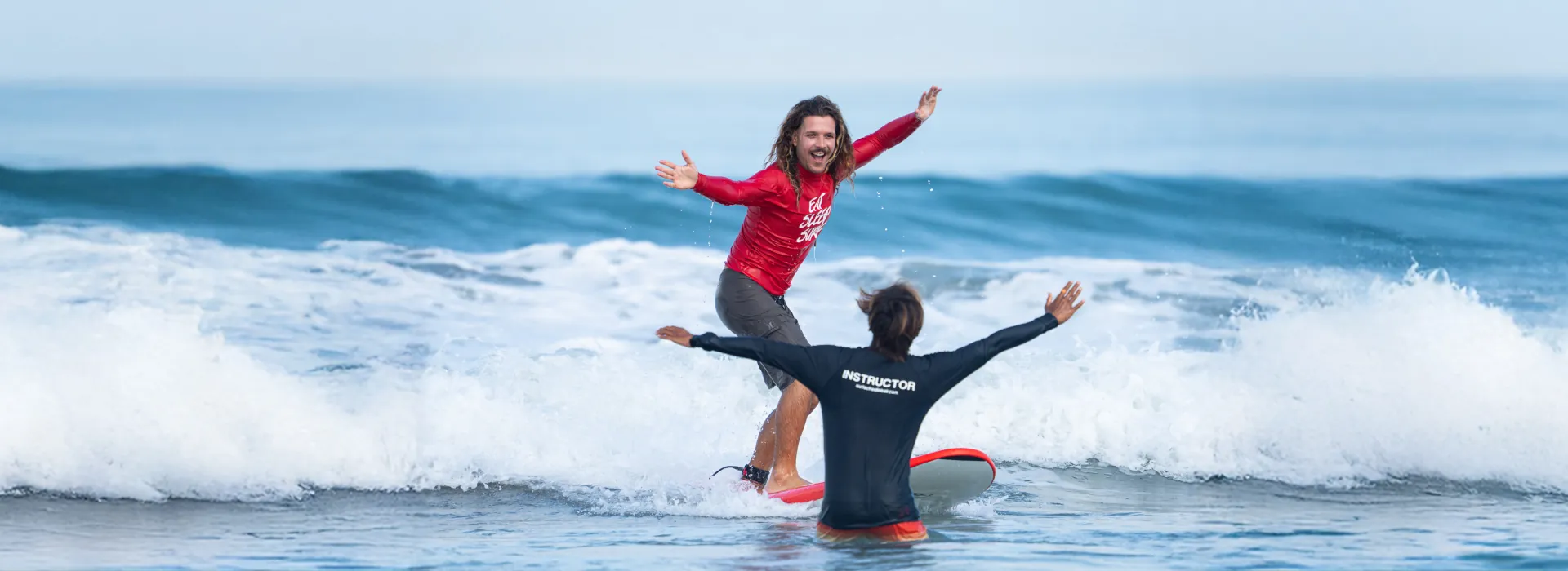 THE PERFECT BEGINNER SURF CAMP - BALI VS SRI LANKA