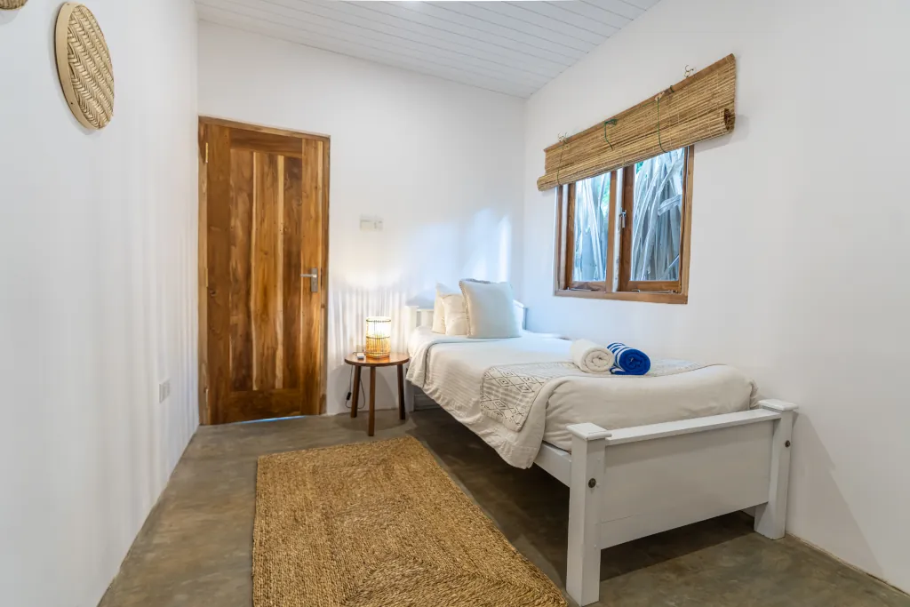Single bedroom - for some privacy - Weligama Surf Camp rooms