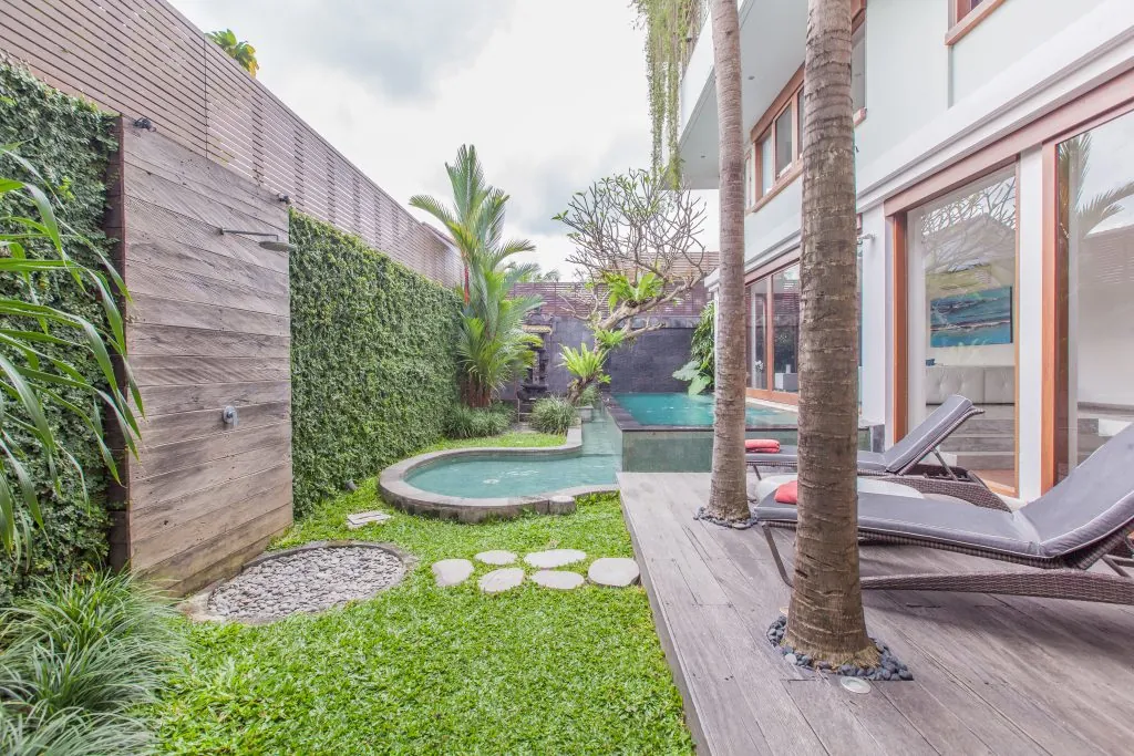 SEMINYAK DELUXE VILLA