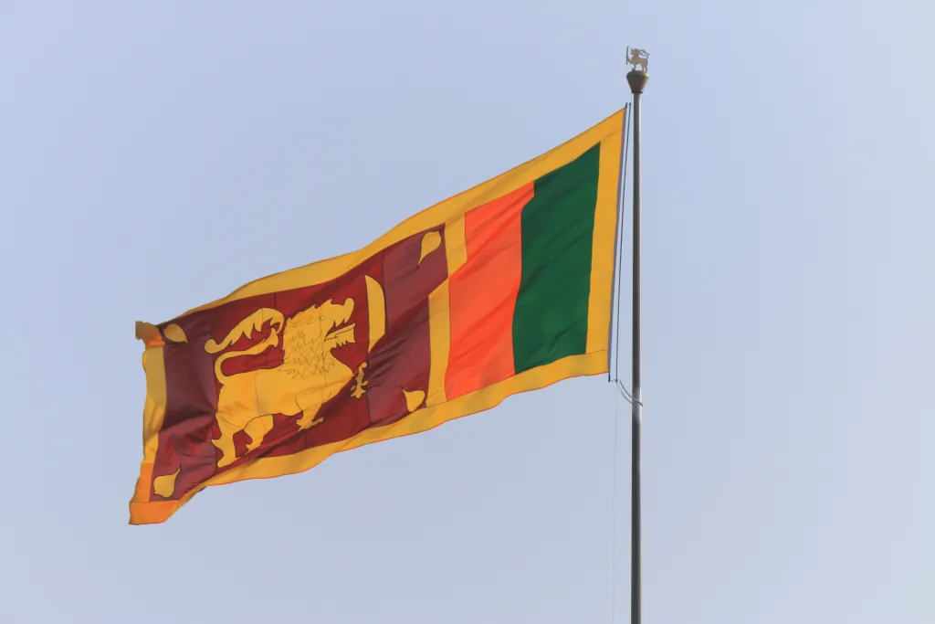 Cash vs Card : Sri Lanka