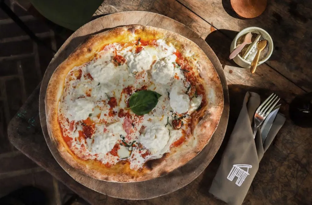 a margarita pizza