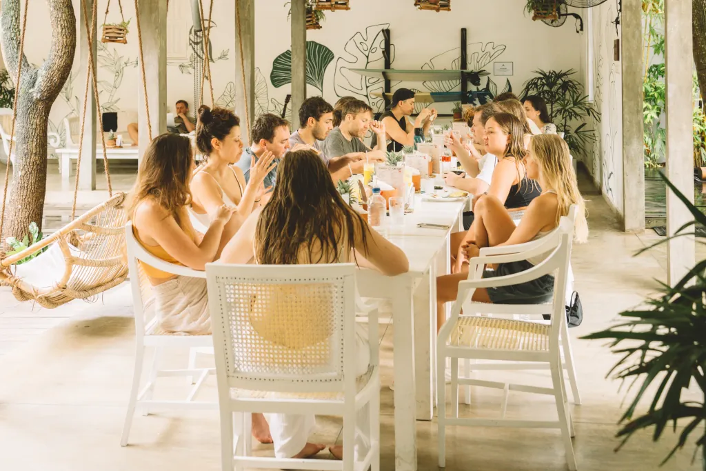 Weligama: Social Vibes und Surfen lernen