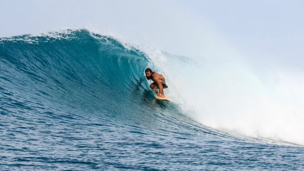 Erster Surfboot-Chartertrip in den Mentawais