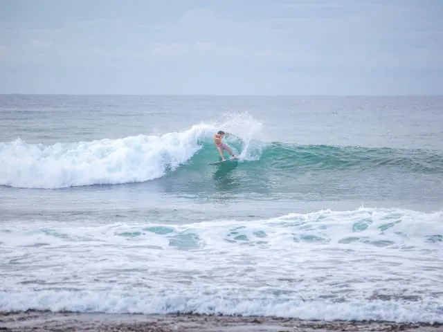 Surfing for advanced surfer