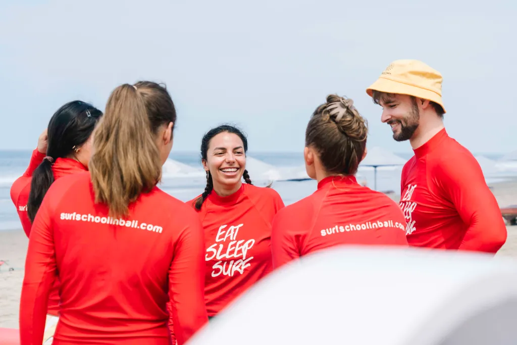 Beim Surfen geht es darum, große Wellen zu erwischen