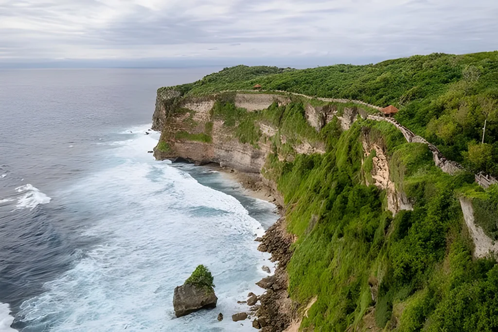 surf-retreats/surf-retreat-bali/carousel/10.webp