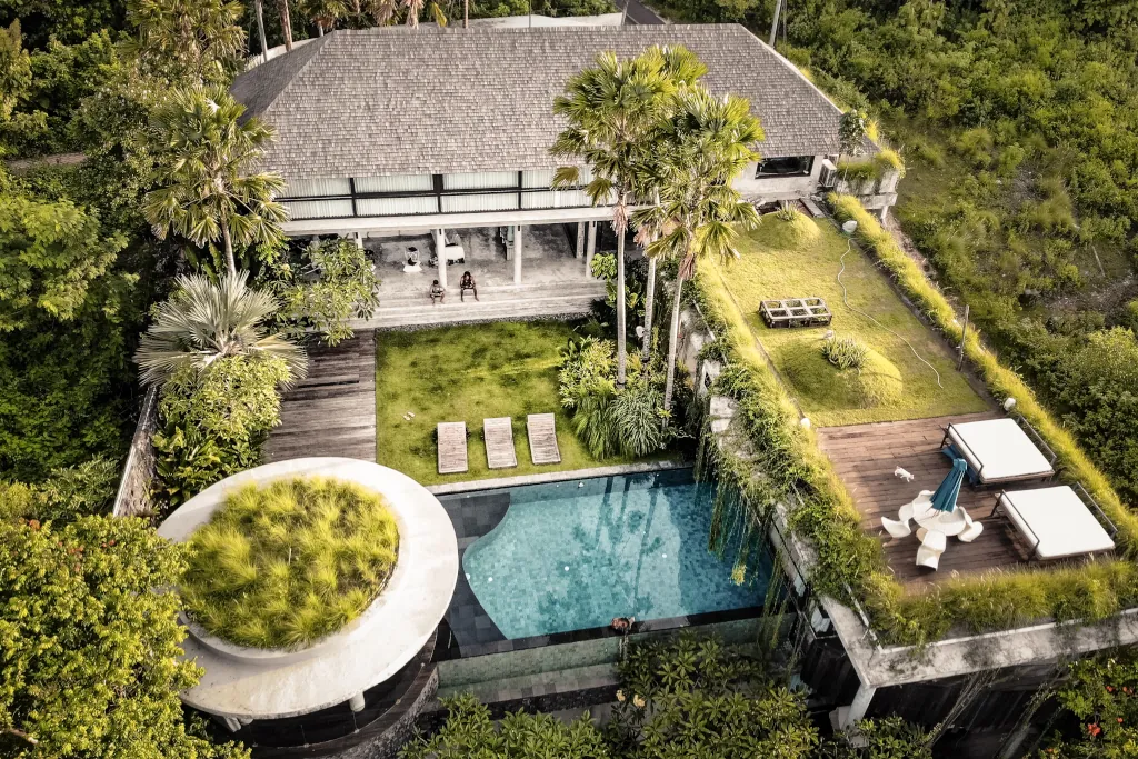 surf-retreats/surf-retreat-bali/carousel/27.webp