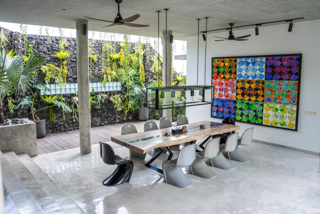 surf-retreats/surf-retreat-bali/villaMossoCarousel/18.webp