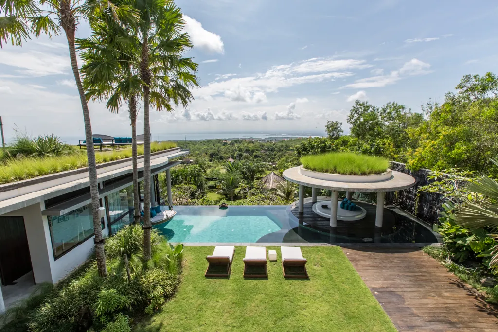 surf-retreats/surf-retreat-bali/villaMossoCarousel/24.webp